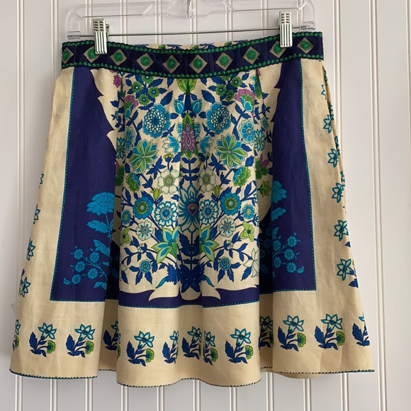 Anna Sui Dresses & Skirts - Anna Sui 100% linen skirt SIZE 6